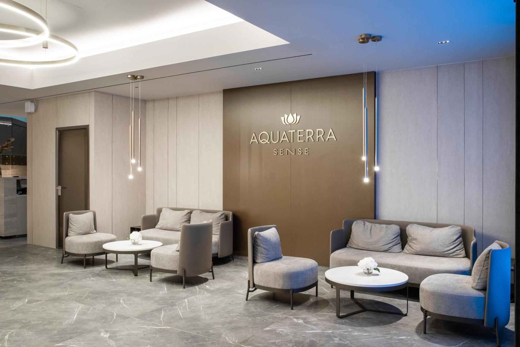Aquaperla Hotel & Spa Chişinǎu Buitenkant foto